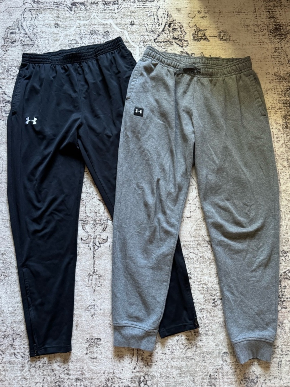 Under Armour Men’s Black & Gray Athletic Joggers